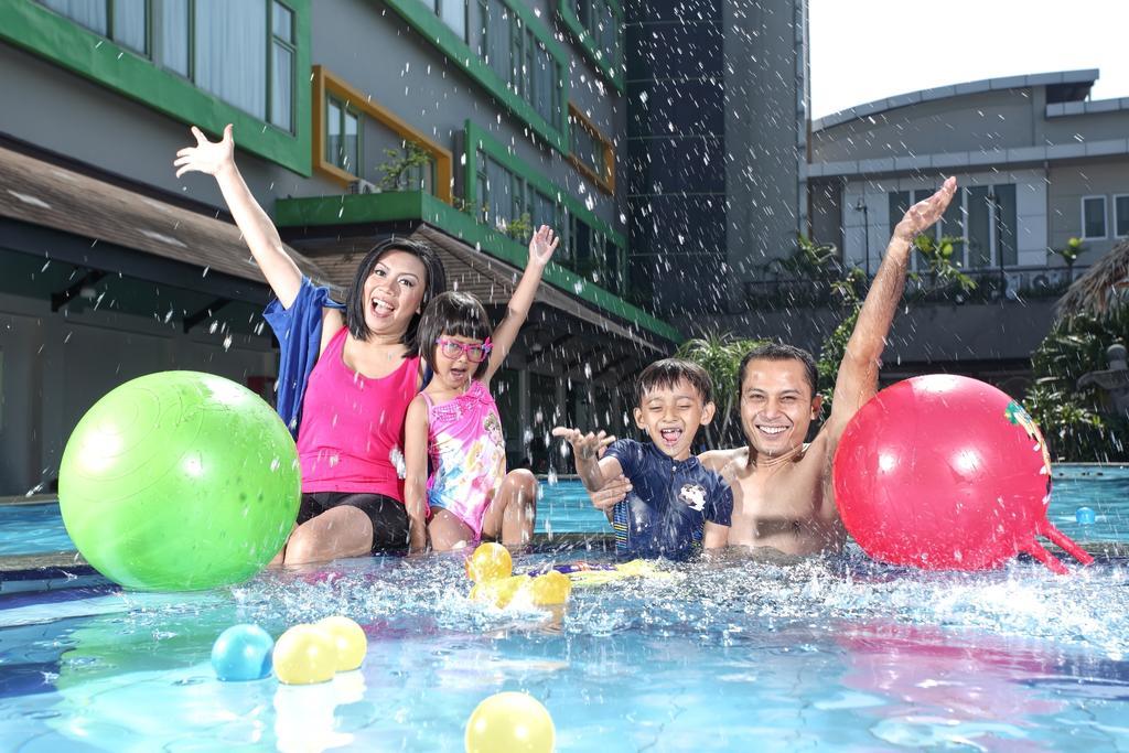 Banana Inn By Kagum Hotels Bandung Luaran gambar